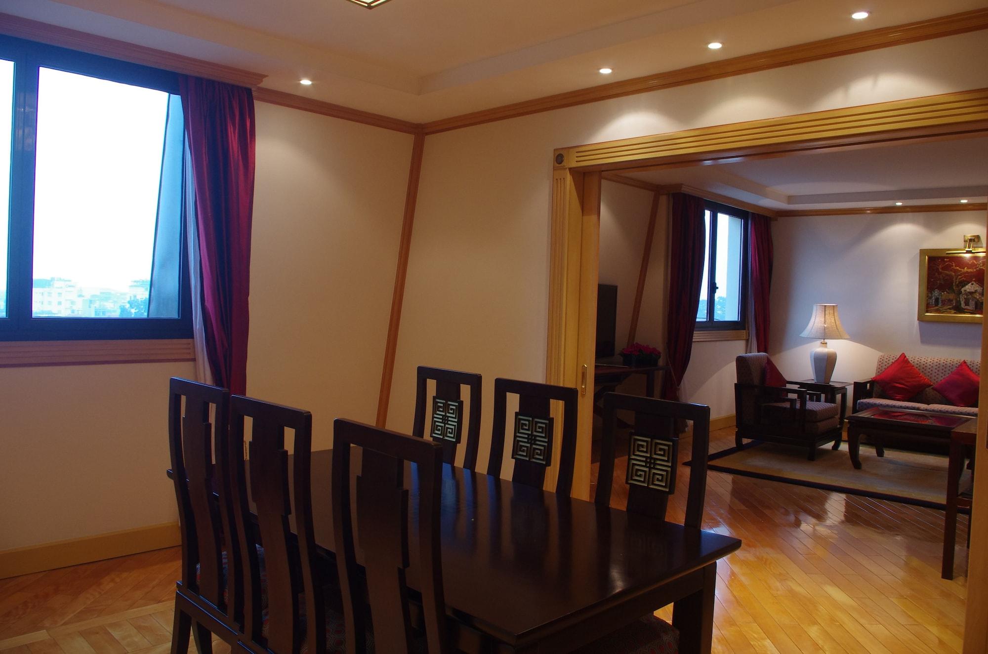 Hilton Hanoi Opera Luaran gambar