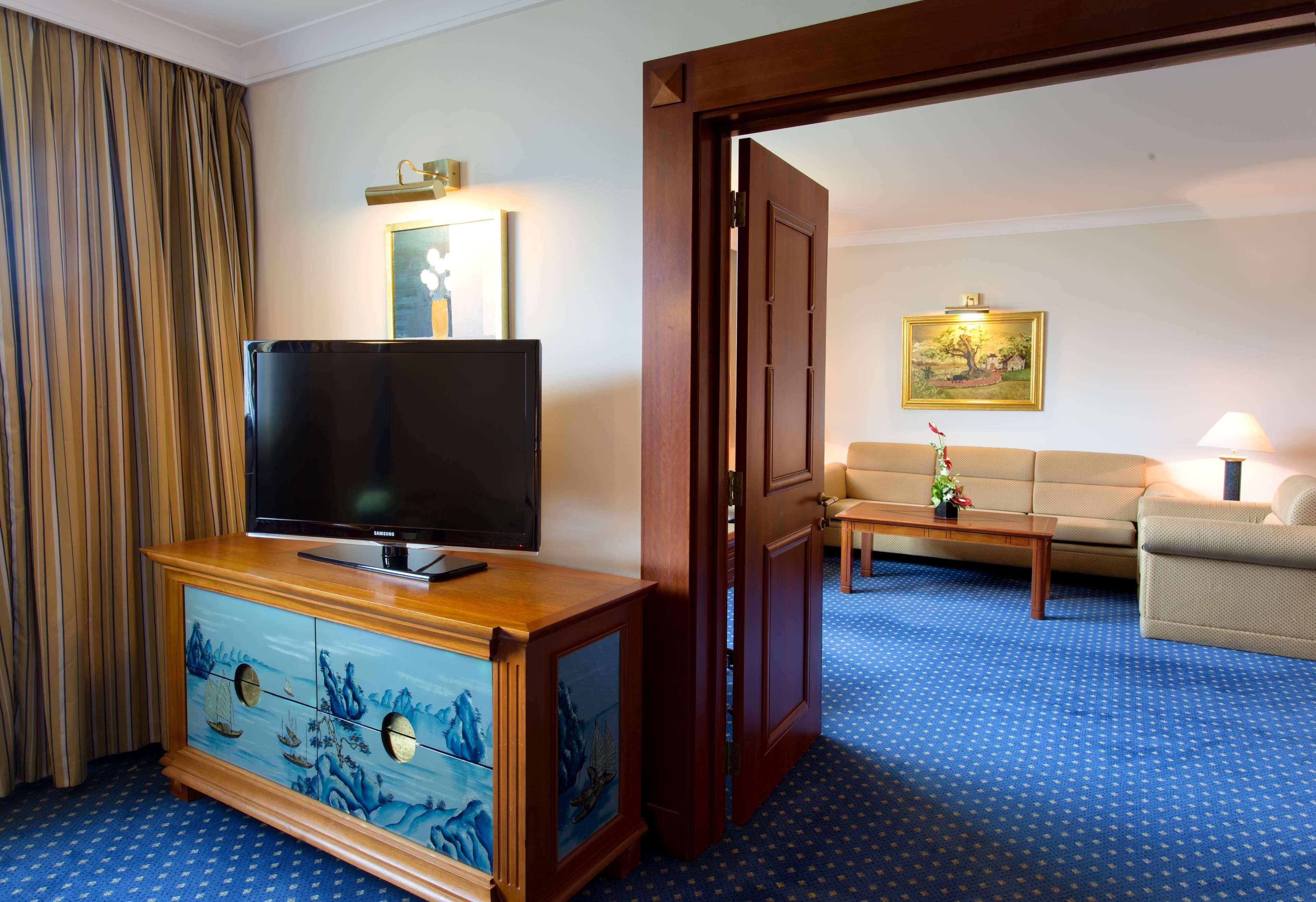 Hilton Hanoi Opera Luaran gambar