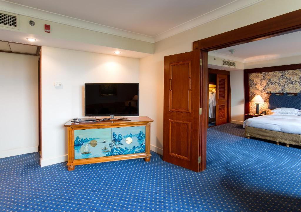 Hilton Hanoi Opera Luaran gambar