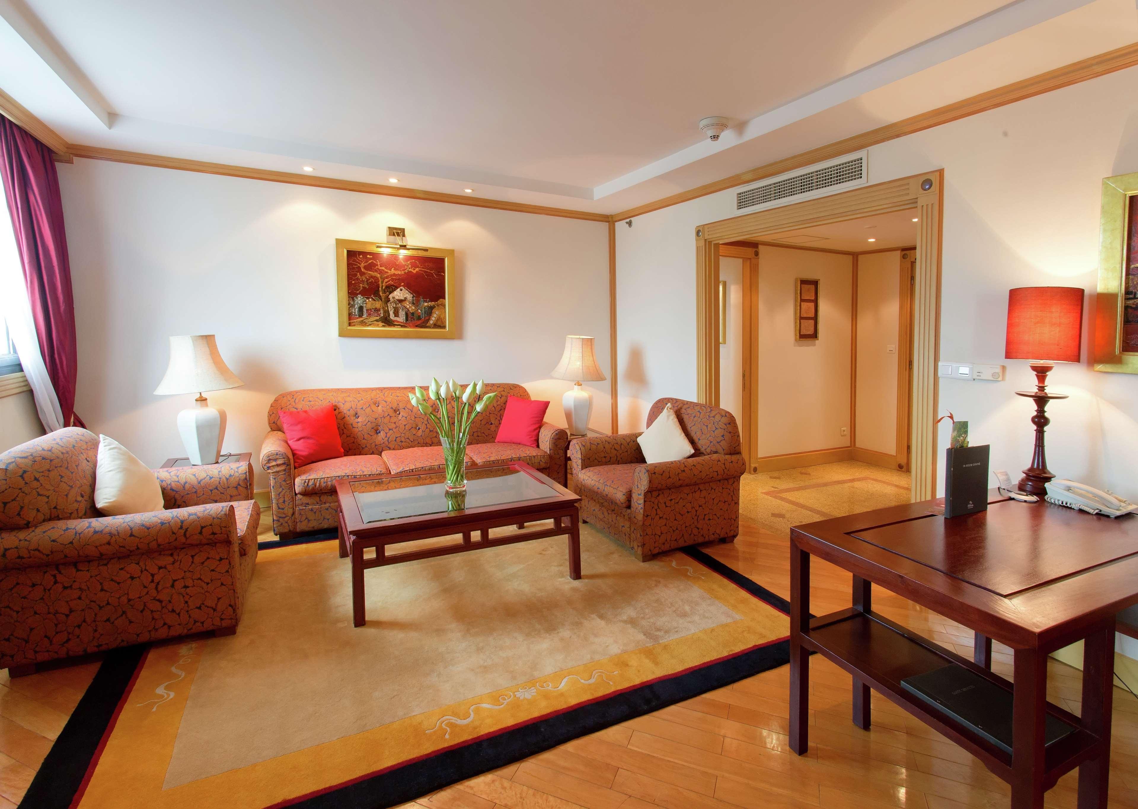 Hilton Hanoi Opera Luaran gambar