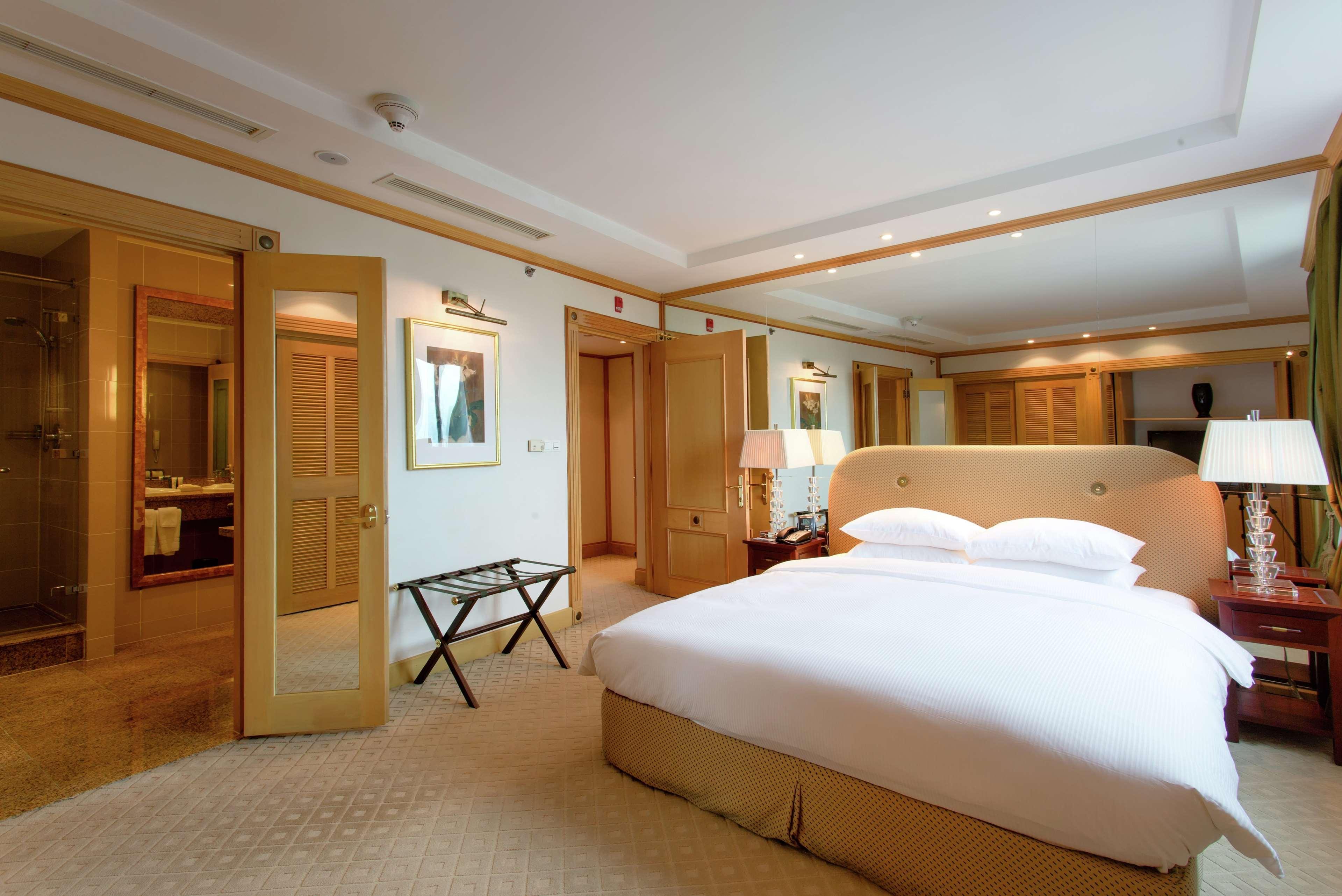 Hilton Hanoi Opera Luaran gambar