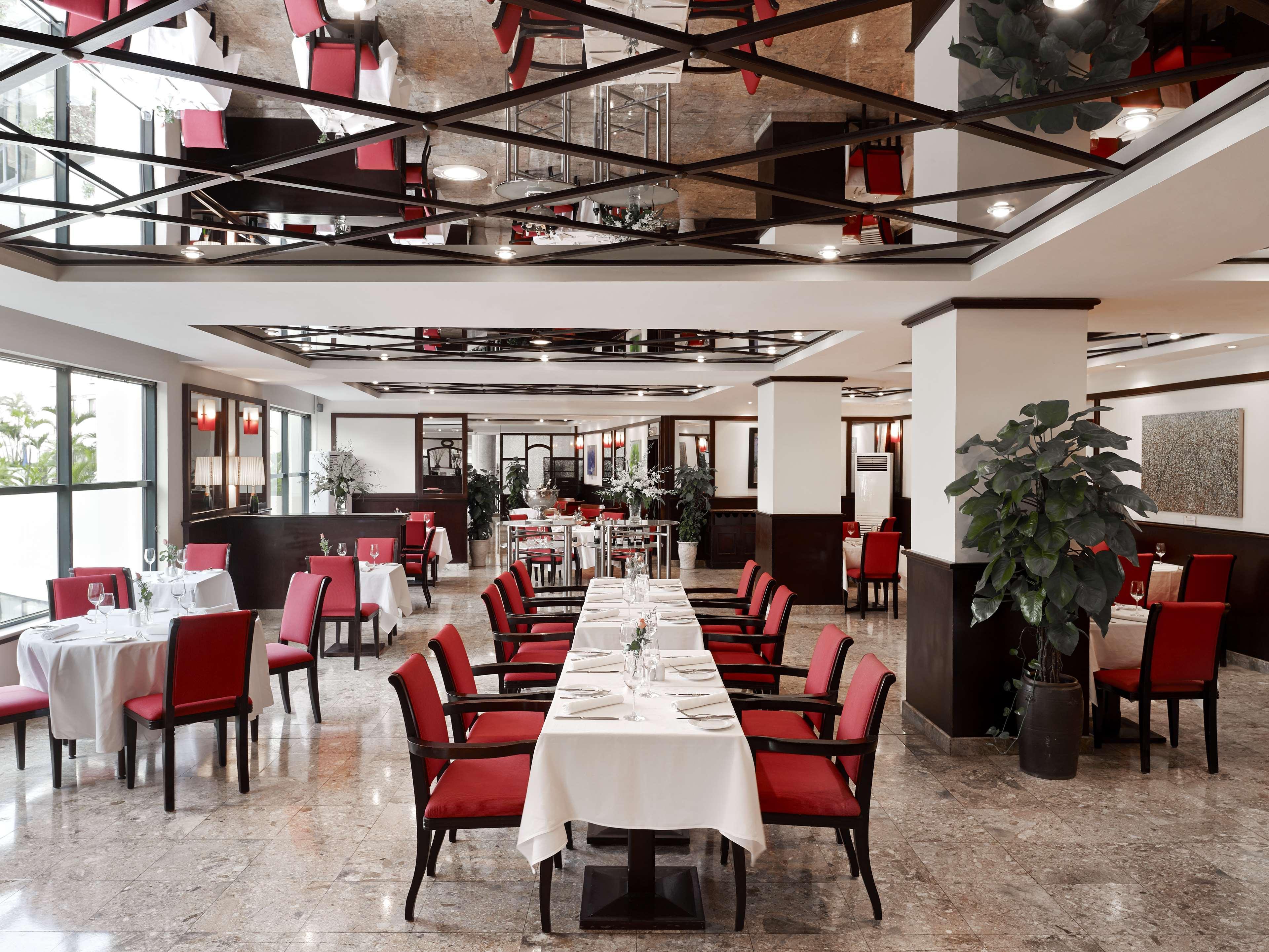 Hilton Hanoi Opera Luaran gambar